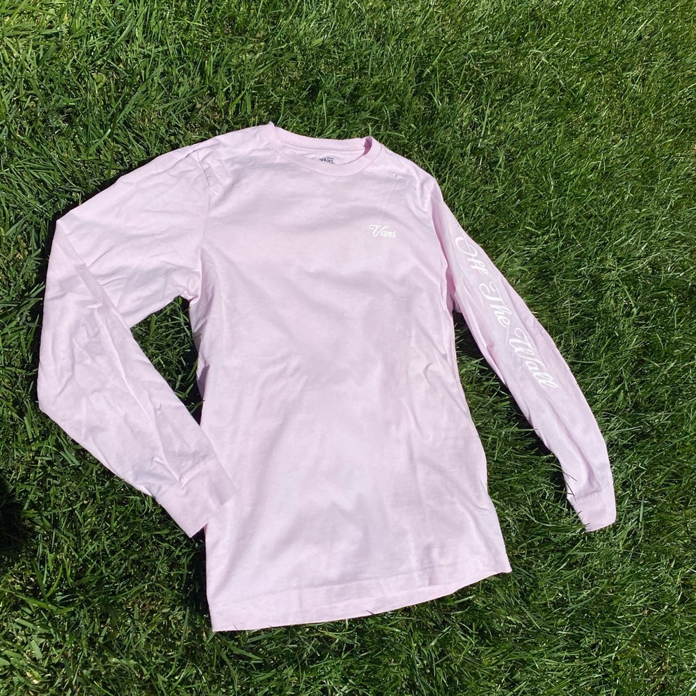 Cutest pink graphic long sleeve t shirt!
